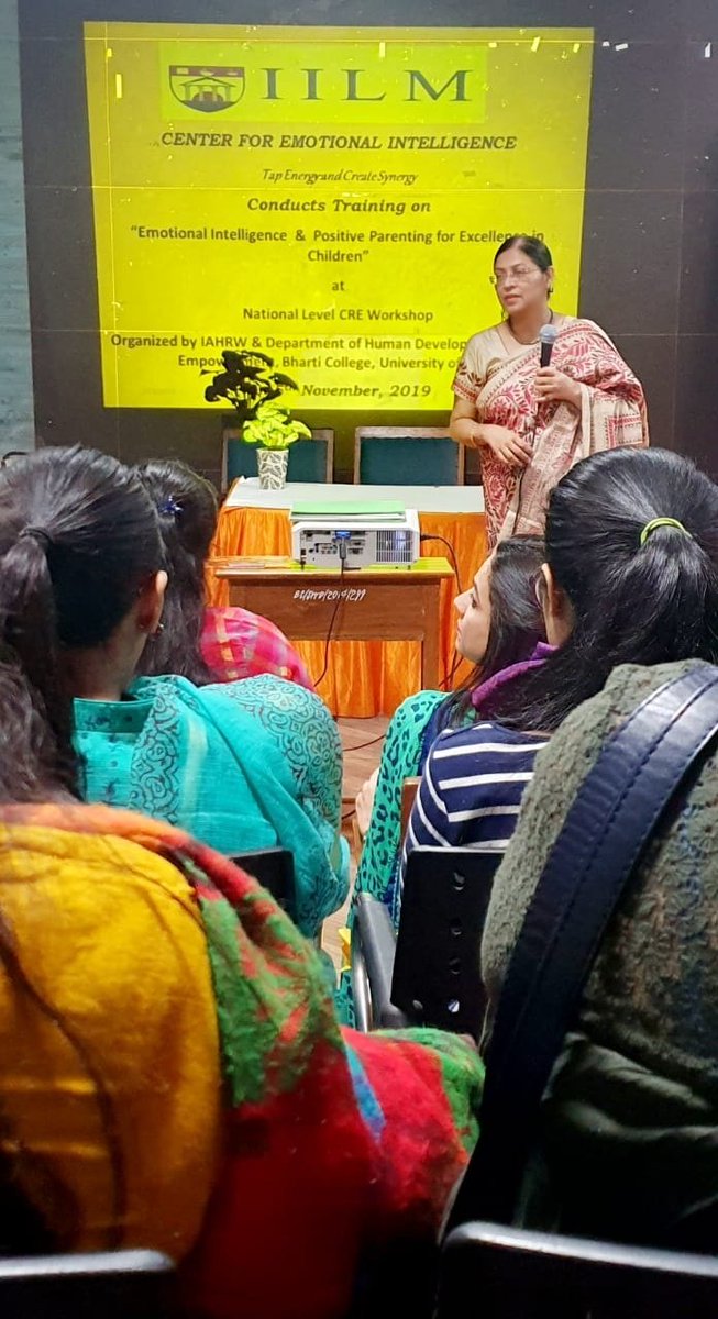 IilmInstitute's tweet photo. Prof Abha Singh, Director of IILM Center for EI, conducted a session on 'EI for Positive Parenting for Excellence in Children' in a 3-day National Workshop attended by 70 professionals from across the country
#MyIILM #PGDM #IILM #IILMAlumni #IILMCEI #empowerpeoplein #teachers https://t.co/a1tx4UOSDO
