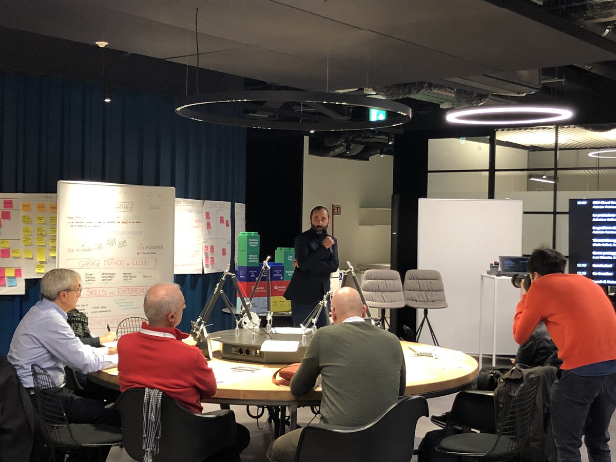 ErminiaN's tweet image. Quarta giornata #startibmcloud oggi #ibmsecurity con @wireditalia