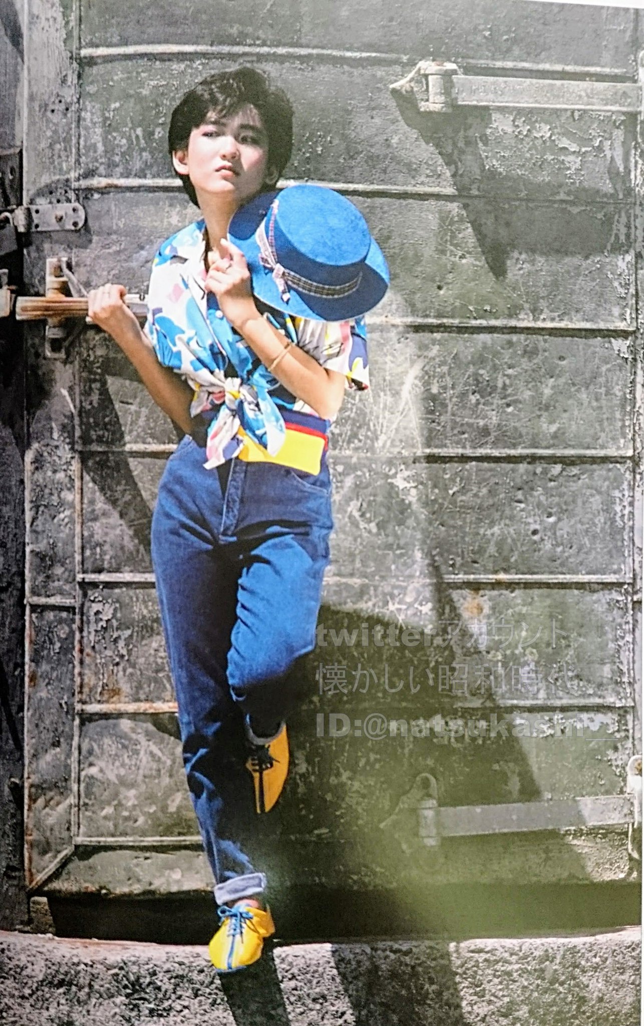 Amazon.co.jp: 昭和60年 岡田有希子 写真集 2点 セット ハートに