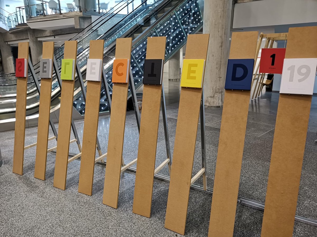 GuarroCasas's tweet photo. ¡Ya estamos en @SelectedBilbao para mostraros el libro con papel #Sideral que hemos creado junto a @otzarretaTandM y @Hernan_XL5 para la ocasión! 😍 No podemos estar más orgullosos del resultado y de estar en este gran evento de #creatividad 👏

#Selected19 #BBDW19 https://t.co/bS4tt2wq0R