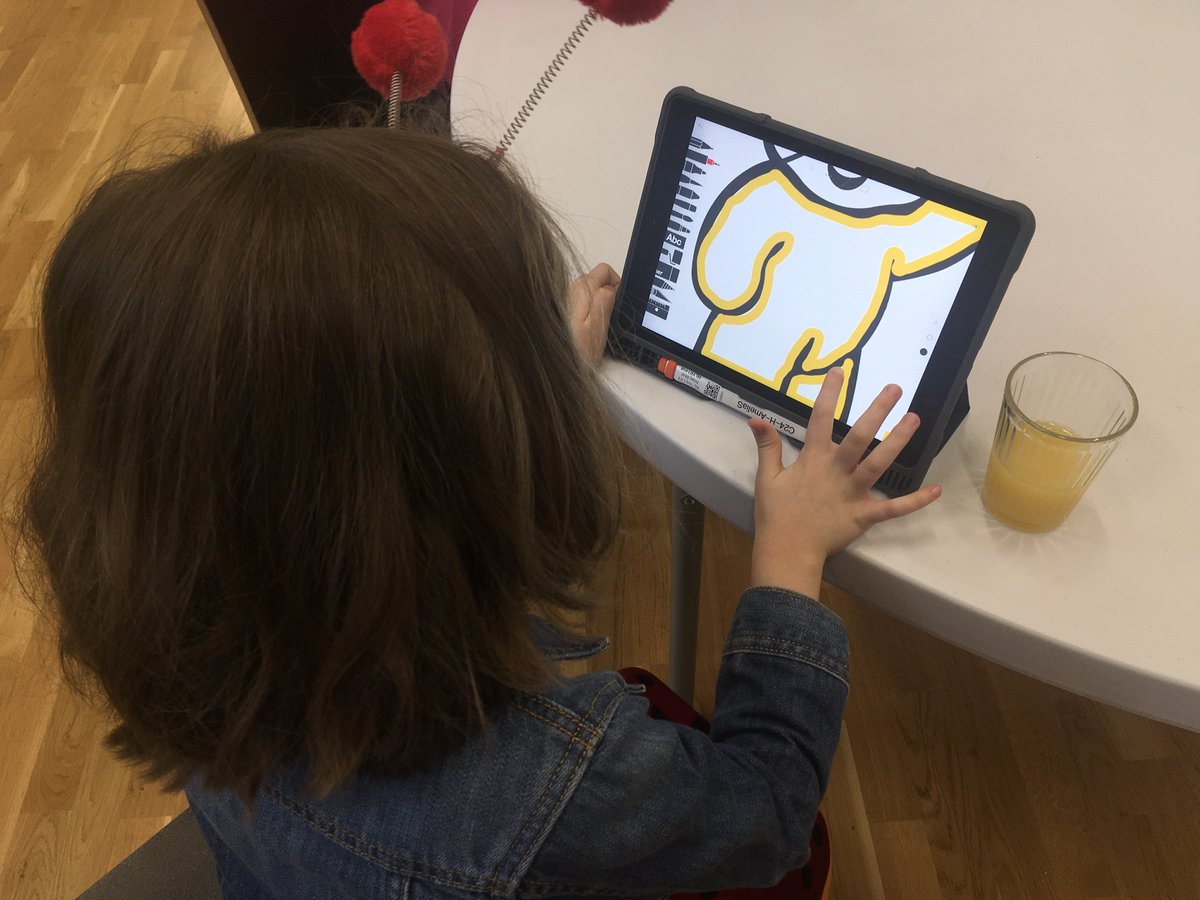 HT_Primary's tweet photo. Breakfast Club this morning at #HolyTrinityHackney getting creative with @BBCCiN Pudsy using Sketches School on their iPad #ChildrenInNeed2019 https://t.co/zmkyDNpidh