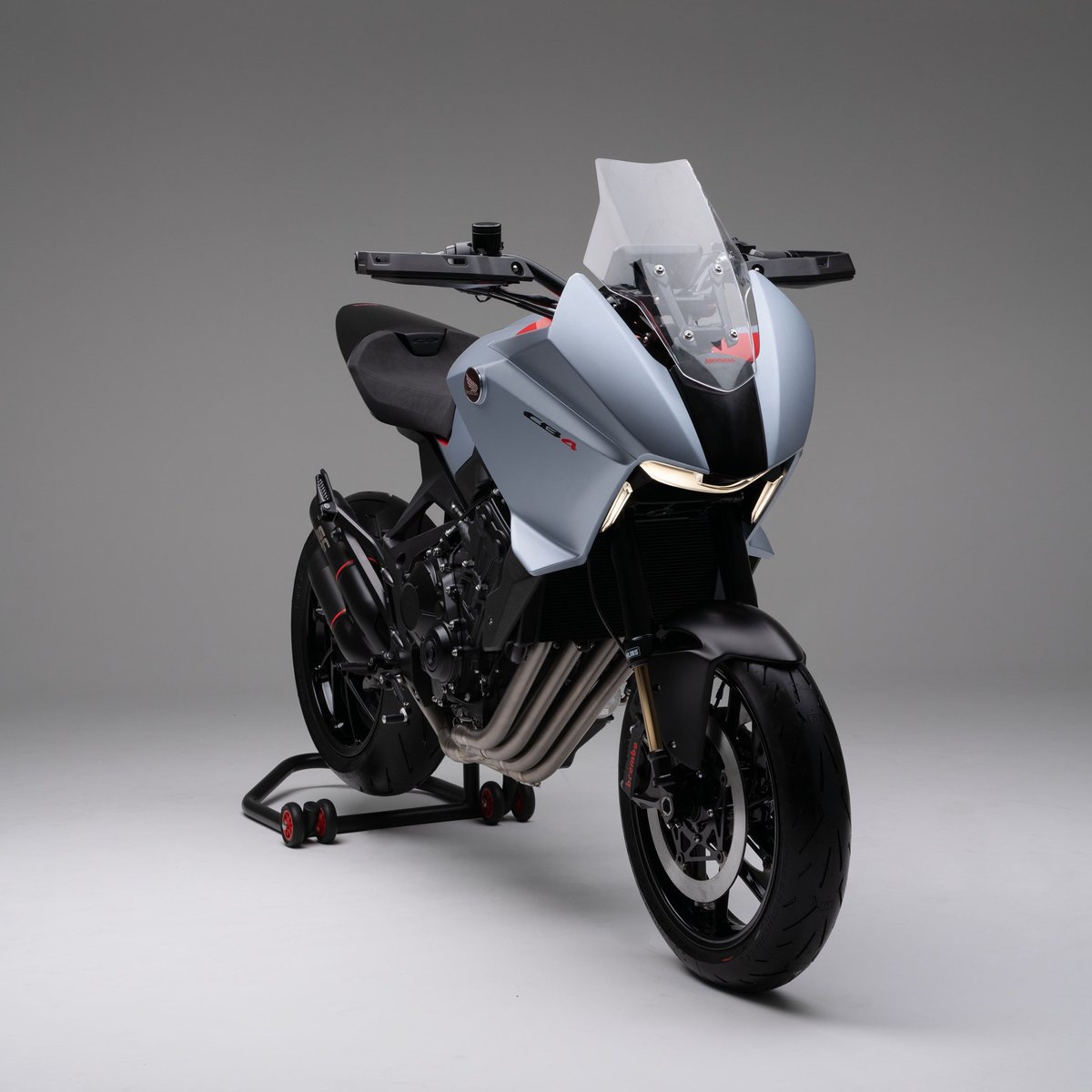 abhishek_samuel's tweet photo. The world really needs to speak more about this #Honda #CB4X Concept Motorcycle from #EICMA! A great creation by Valerio Aiello and the Honda EU design team!
@HondaJP https://t.co/uqaKMxCRWb