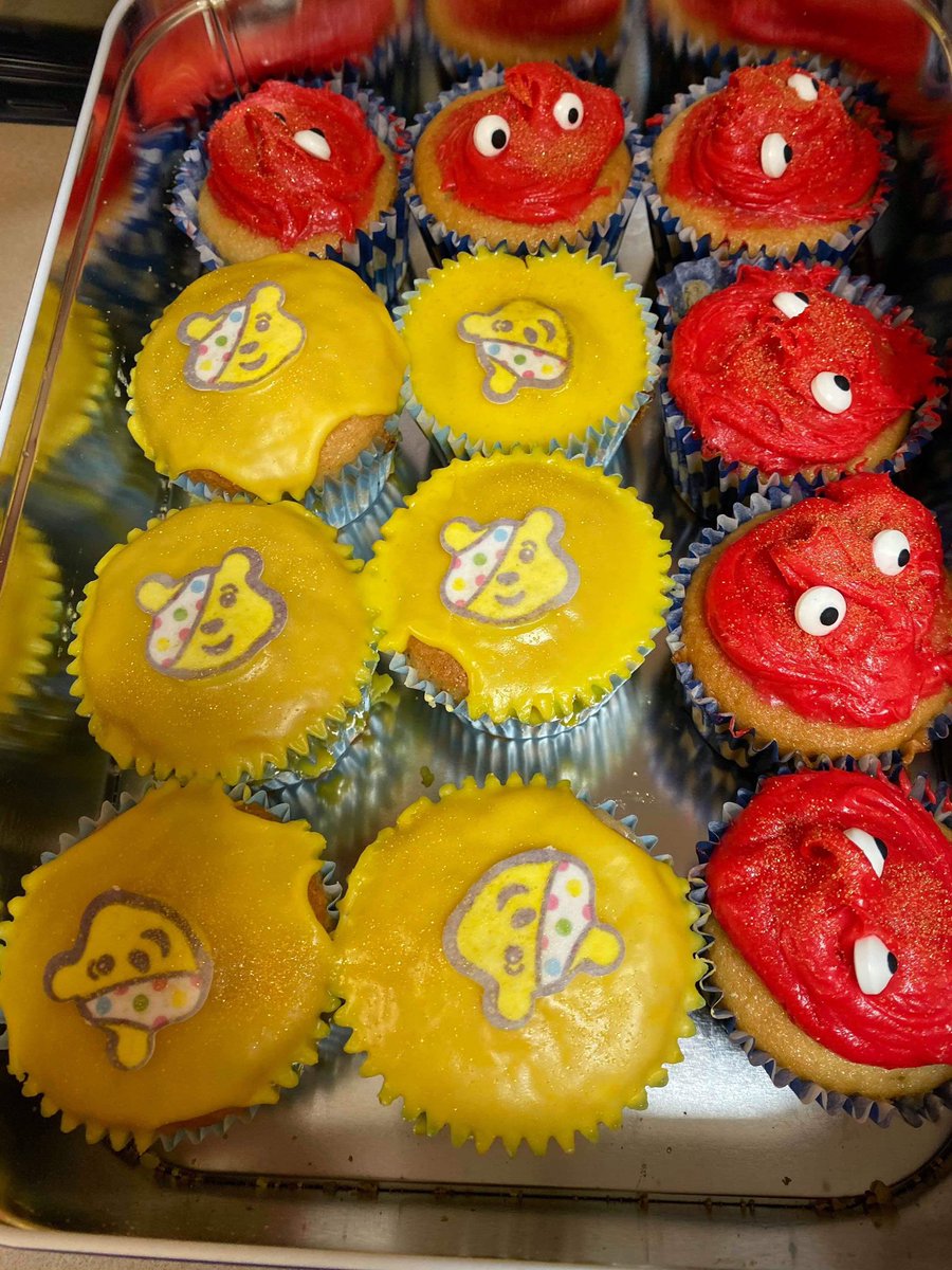 egrant88's tweet photo. @CDDFTNHS Pathology at UHND doing their bit for @BBCCiN today with a Pathology Bake Off! https://t.co/Zjn1WVJsDP