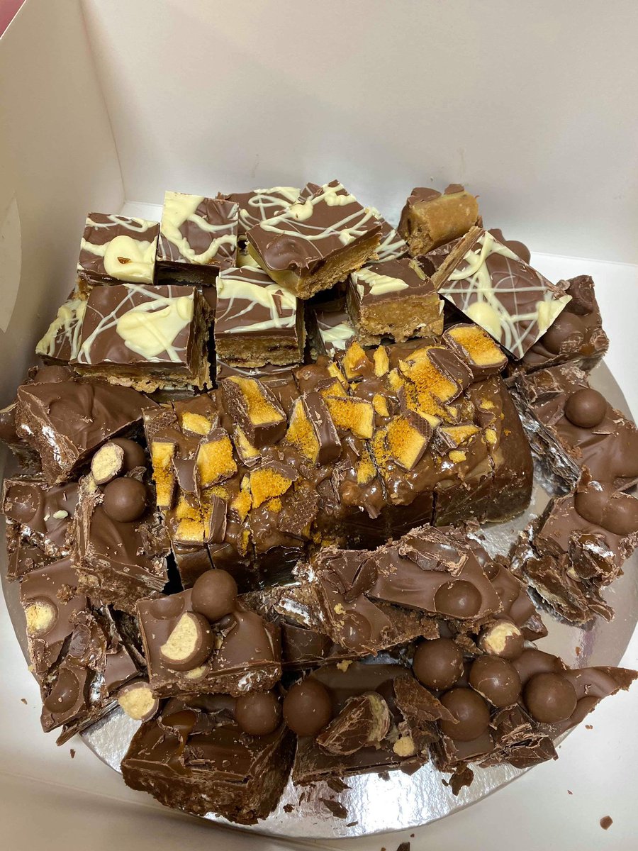 egrant88's tweet photo. @CDDFTNHS Pathology at UHND doing their bit for @BBCCiN today with a Pathology Bake Off! https://t.co/Zjn1WVJsDP