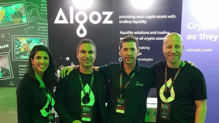 2keyNetwork's tweet image. 🤝Meet @erezbk the CEO of 2key at Singapore #BlockShow - THE FLAGSHIP EVENT FOR THE BLOCKCHAIN INDUSTRY IN ASIA

🔥Here, with the amazing team of @Algoz_io, 2key`s Liquidity Provider at ▶ @BlockShowcom 

#Blockchain #Summit #Conference