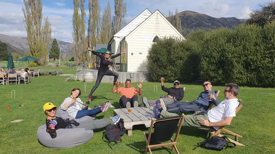 Blue sky... ⛅️⛅️ Nice view... 🗻🗻 Besides you... 🤜🤛
#CatalystNetwork #Conference #AsiaZone2019 
From #Vietnam to #Queenstown on #Oct
#TeamBuiding #Activity #Meetings