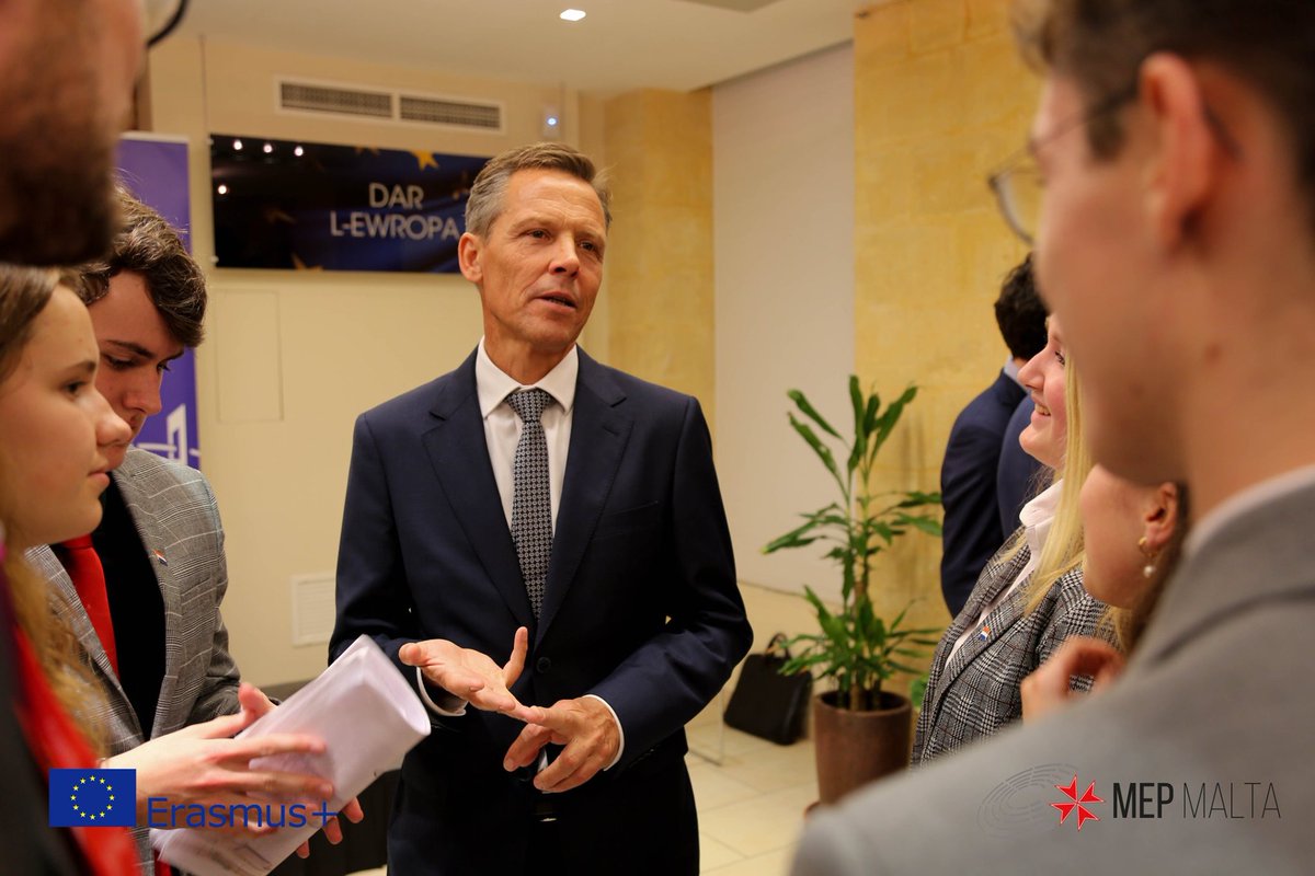 MEPNederland's tweet photo. The Dutch MEP-delegation meets ambassador Frank Keurhorst at the Europe House in Valletta #iMEPMalta2019 https://t.co/PPtJmFLiOs
