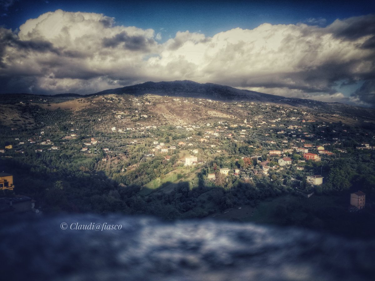 merdeme67's tweet photo. *You choose the moment and then filled it with enthusiasm*(my own)
#landscapephotography #italytrip #photooftheday #ThePhotoHour #visitlazio #travelphotography #anagni #cittadeipapi https://t.co/snfYicKIQx