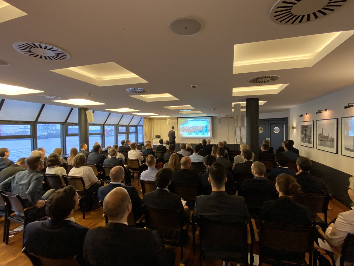 Die #softwareatwork startet im Hafenklub Hamburg. Eröffnung von @ggatwpsde