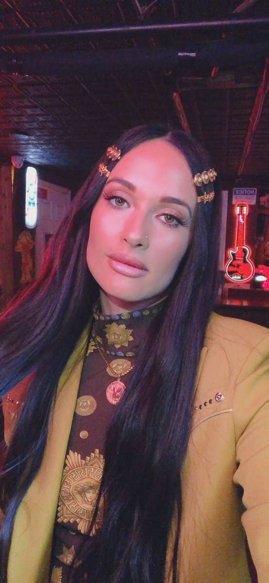 KaceyMusgraves tweet picture