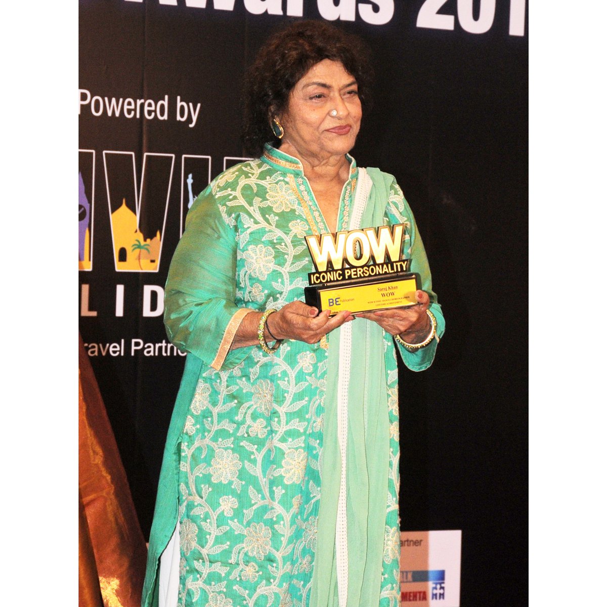 PiictureNKraft's tweet photo. WOW ICONIC AWARDS 2019, CELEBRATED TALENT, Spearheaded by Shobhaa M Arya.
#wowawards #wow2019 #awards2019 #sarojkhan #preetikarao #glamoureve #starstuded
Media Consultant @parulchawla9
Events and PR @PiictureNKraft https://t.co/2MEFgUbZ2E