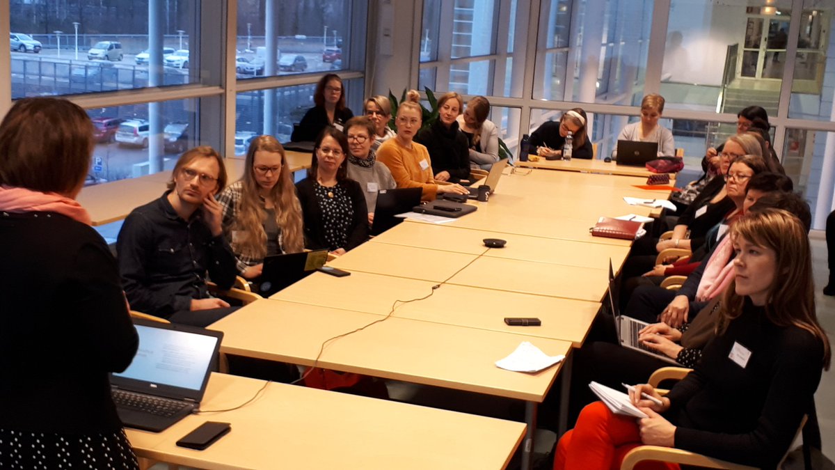 Ohohanke's tweet photo. Opintojen hyvä alku. Sillä on monisyinen ja pitkälle ratkaisevasti vaikuttava merkitys. #ohohanke #jyunity @uniofjyvaskyla https://t.co/P1HymmRsY6