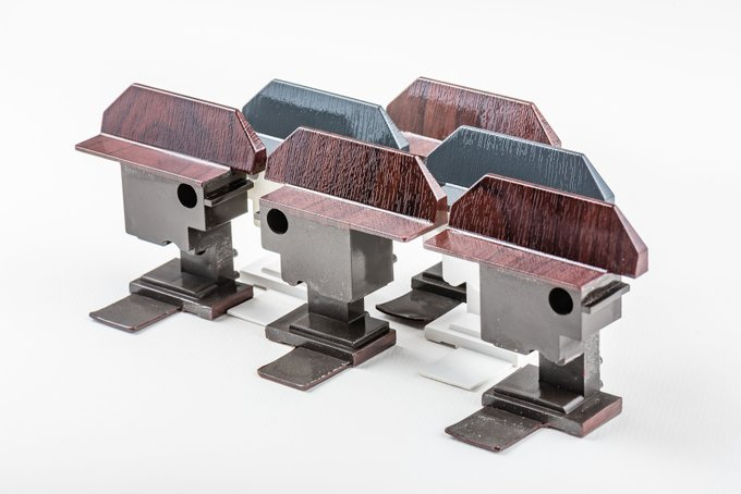 #Friday already😮

The <a href="/Alliedprofiles/">Allied Profiles</a> team are poised and ready to chat about #vacuumfoiling, in line #lamination and our foil #repair service.

Give us a call, we're here to help👇
bit.ly/2LOgqNd
#Manufacturing