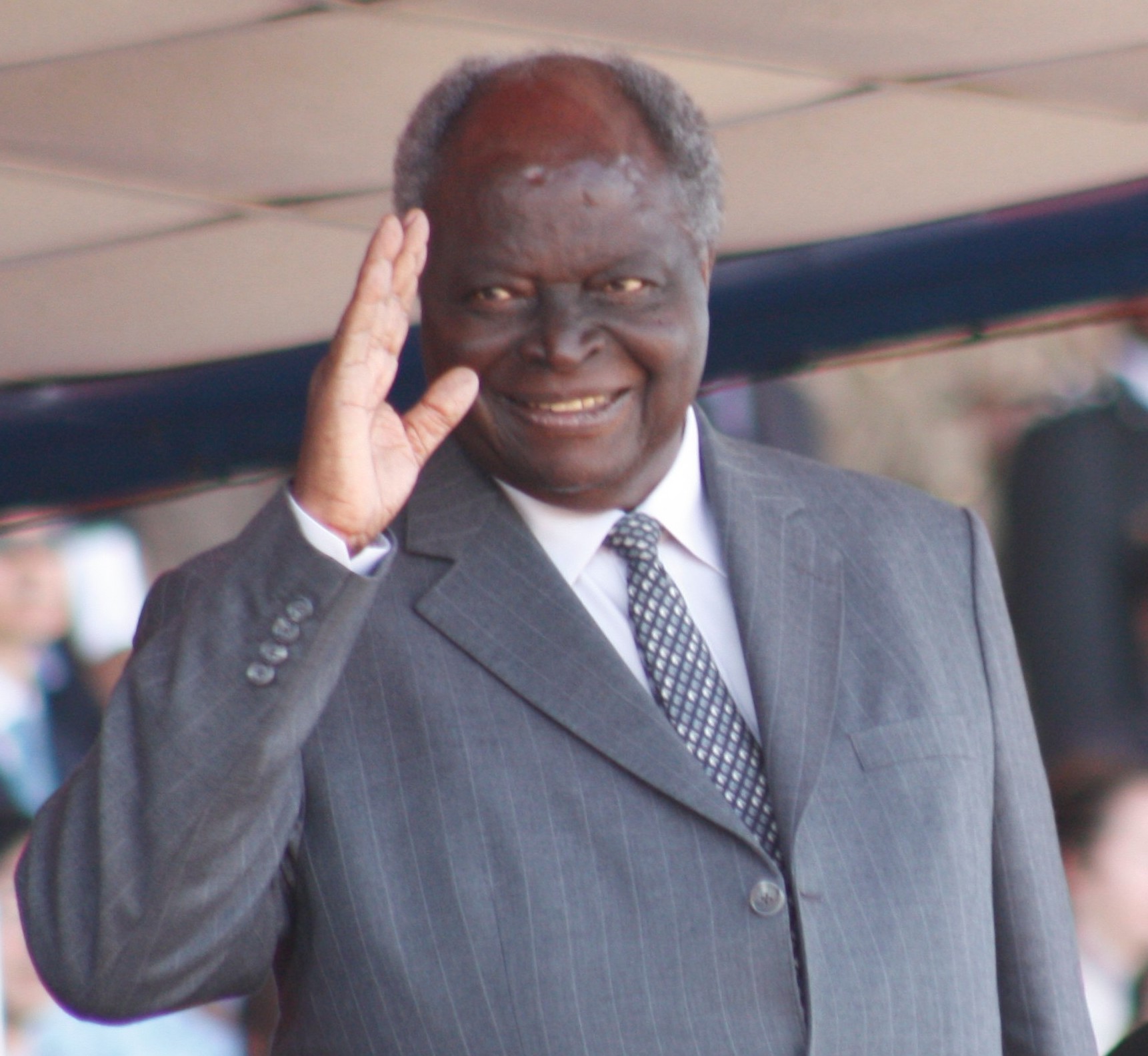 Happy 88th birthday  Mwai Kibaki.  The president ever! 