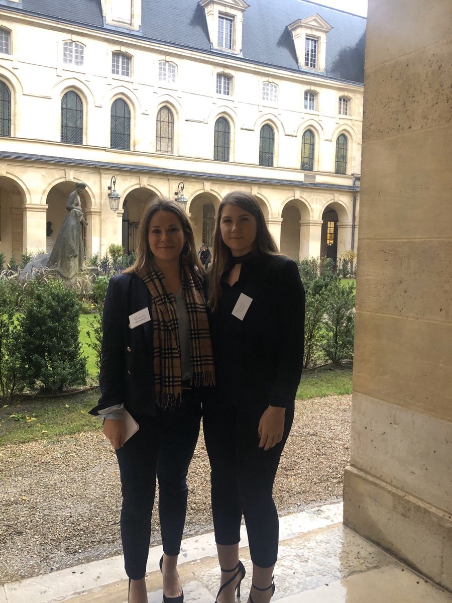 myriam_merat's tweet photo. 2eme Journée des classes #préparatoires #litteraires au lycée @HENRIIV4 ! Nos étudiantes de @inseec_bs viennent témoigner de leurs parcours en école de #Management. Merci à la #BCE pour cette belle initiative #continuum #CPGE #Excellence @APHEC_Twit https://t.co/OR69dHLOPD