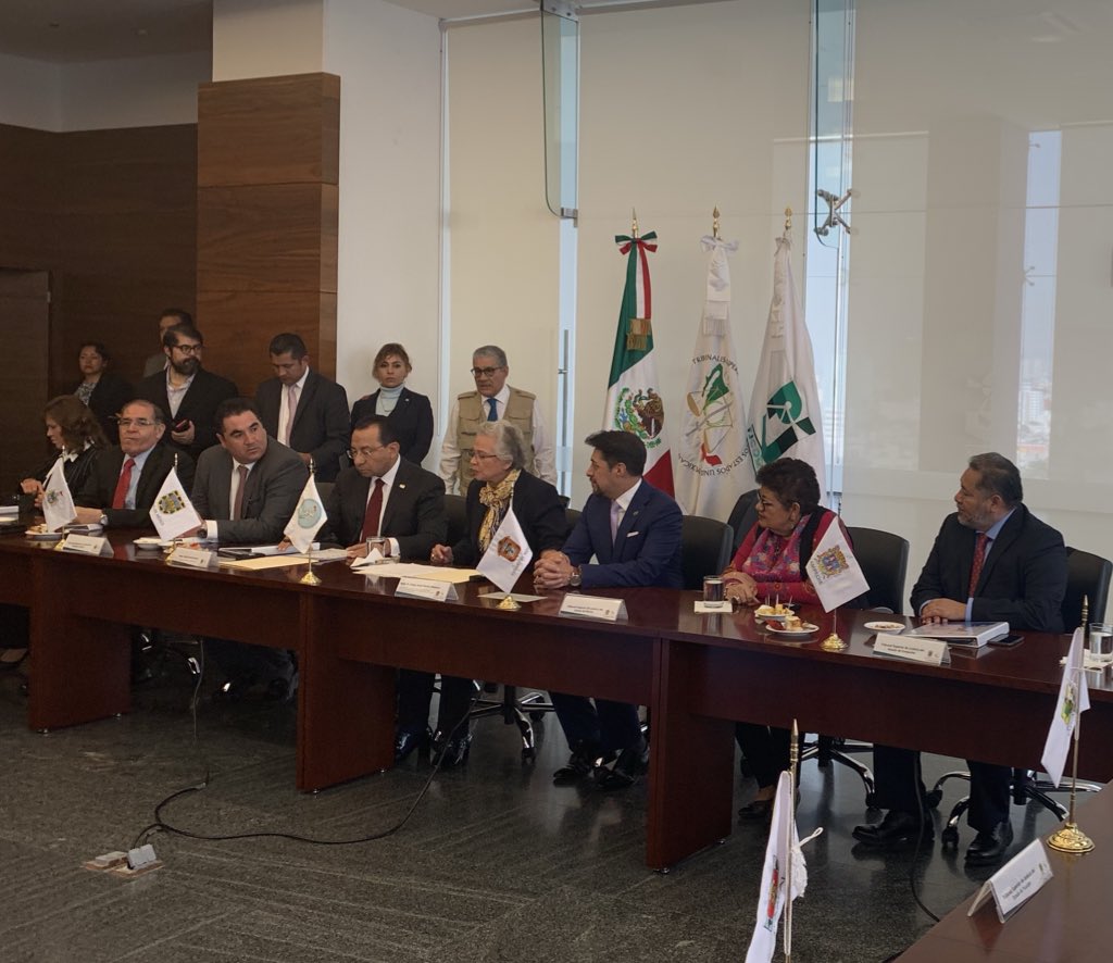 Hoy celebramos la Cuarta Asamblea Plenaria de <a href="/ConatribMx/">CONATRIB</a>, la última que tengo el honor de encabezar como presidente de la principal instancia de coordinación de la justicia local en Mexico. Gracias por todo el apoyo de nuestros aliados institucionales.