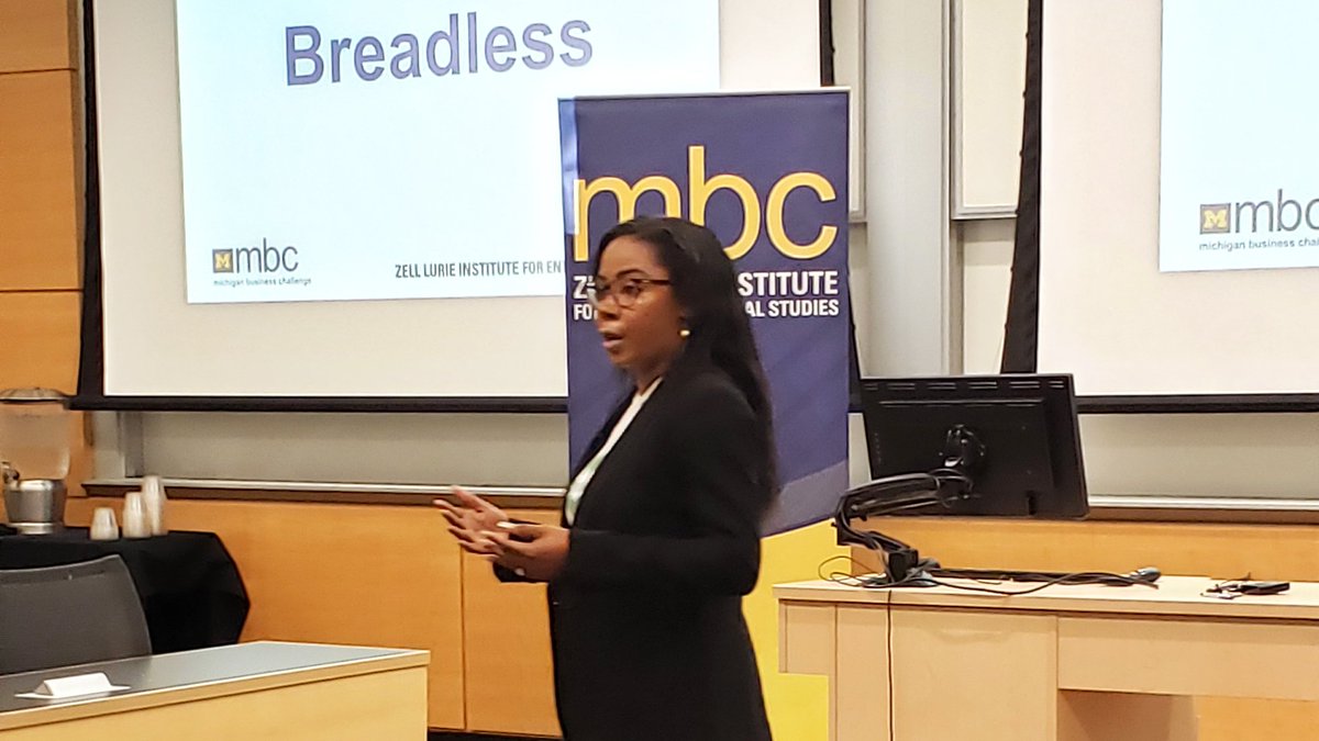 ZellLurie's tweet photo. Co-founded by LaTresha Staten, @MichiganRoss MBA ‘20, Breadless is a premium sandwich shop that serves delicious sandwiches wrapped with a variety of fresh and healthy greens. #UMMBC20 #GoBlue #startup https://t.co/z5EtrH50ni