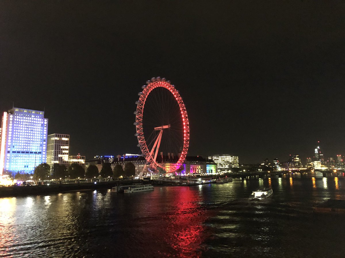 IWGWomenSport's tweet photo. Just finished an excellent couple of days in London meeting the NZ Embassy London, International Paralympic Committee, Kea NZ, the Comm Games Fed and the Anita White Foundation, to talk @IWGWomenSport. London is all lit up for Christmas! #womeninsport ^Posted by IWG Sec Gen https://t.co/PYpV7S5s6s