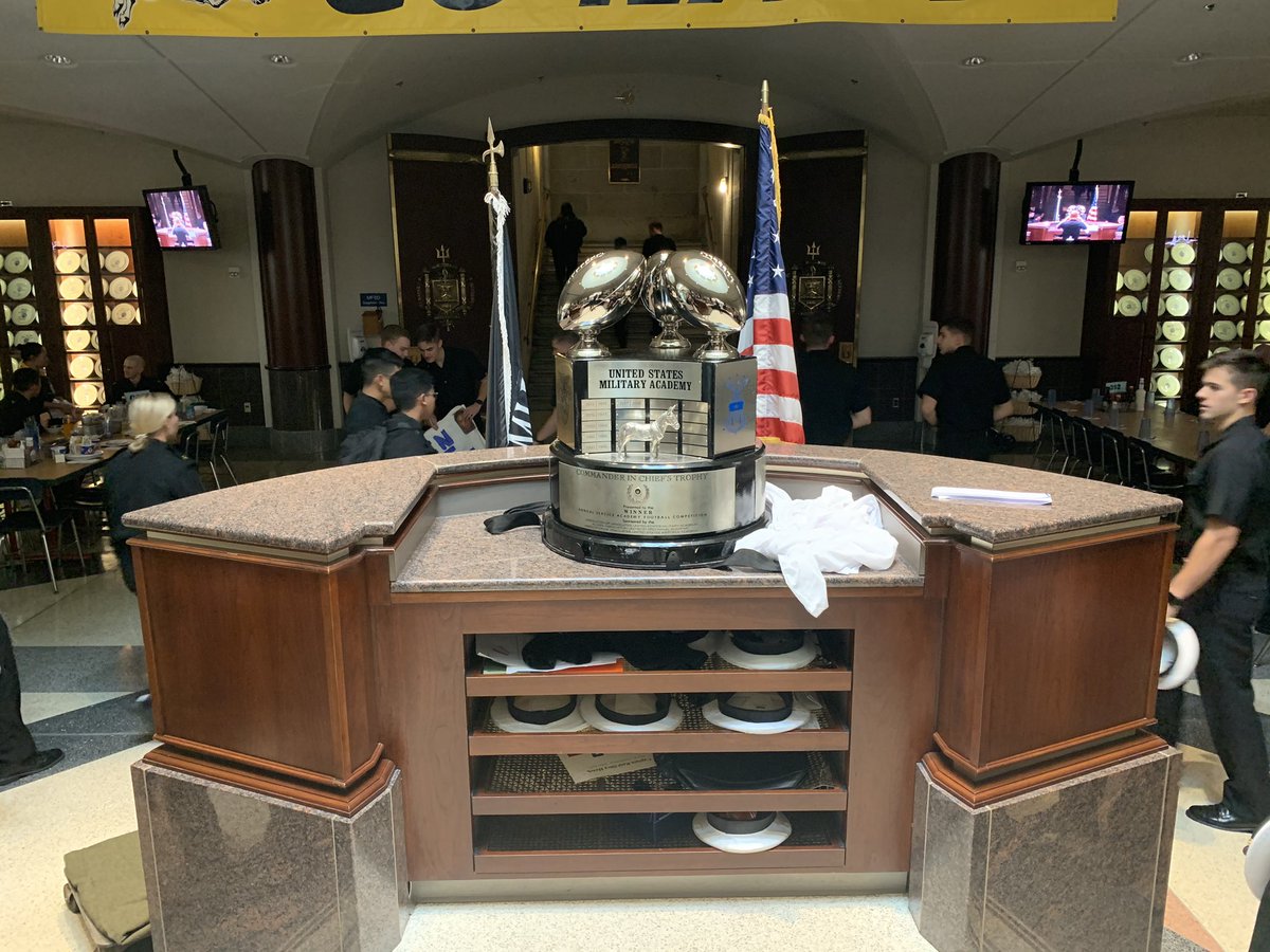 unsatMIDN's tweet photo. We may or may not have stolen the CiC Trophy. #BeatEm https://t.co/iVbepmJzsK