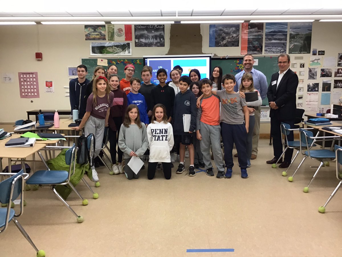 srstevejackson's tweet photo. Una foto de la visita #scarsdaleWL #scarsdalemspride https://t.co/OpTH8KpSJ3