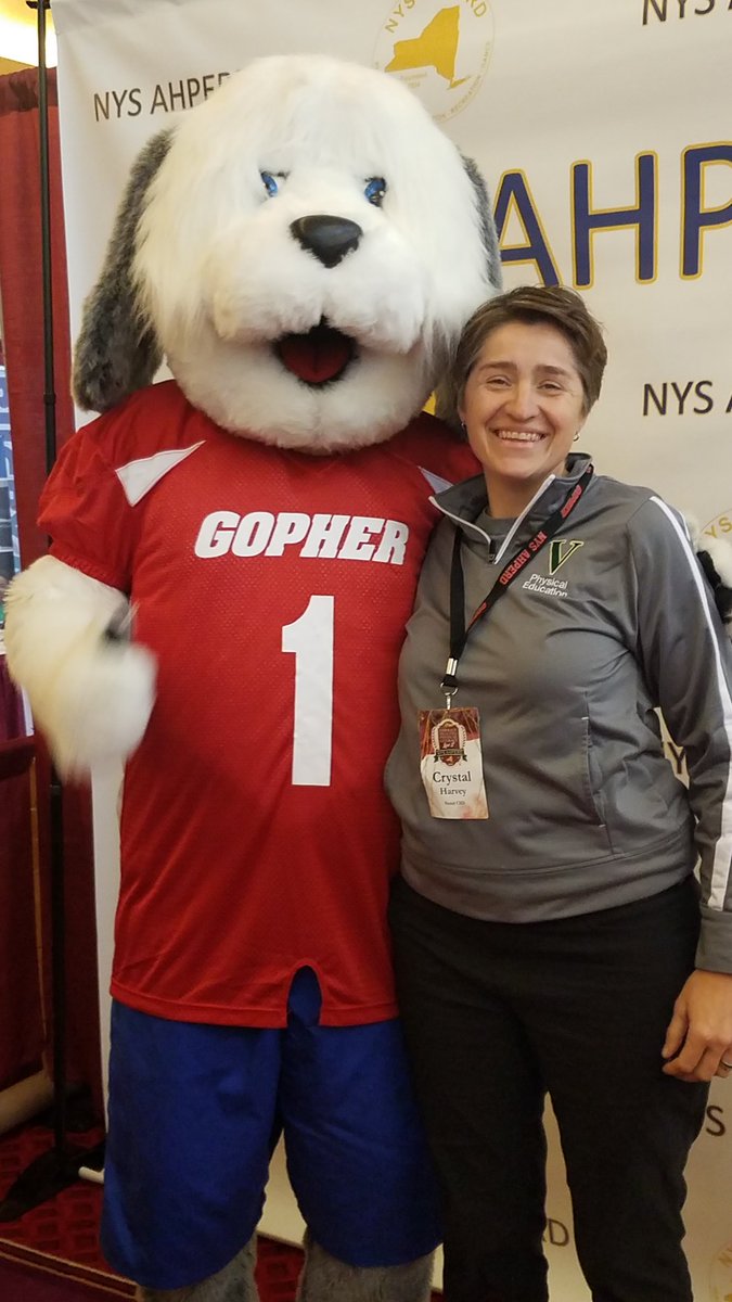 CLHarvey1's tweet photo. #GopherDayNYS https://t.co/Ejn871NqAi