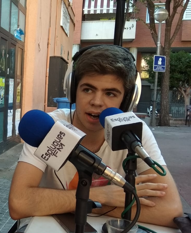 EspluguesFM's tweet photo. Avui en @JLozano_2511 al #InformatiuLocal d'#EspluguesFM també ens parlarà de:

👉El ple d'aquesta setmana @ajesplugues 
👉De la sol·licitud del programa d'Habitatge
👉I de les propostes que farà aquest any el Consell d'Infants

A les 21h al 99.7 FM #EspluguesDeLlobregat https://t.co/L9VZHkRSx2