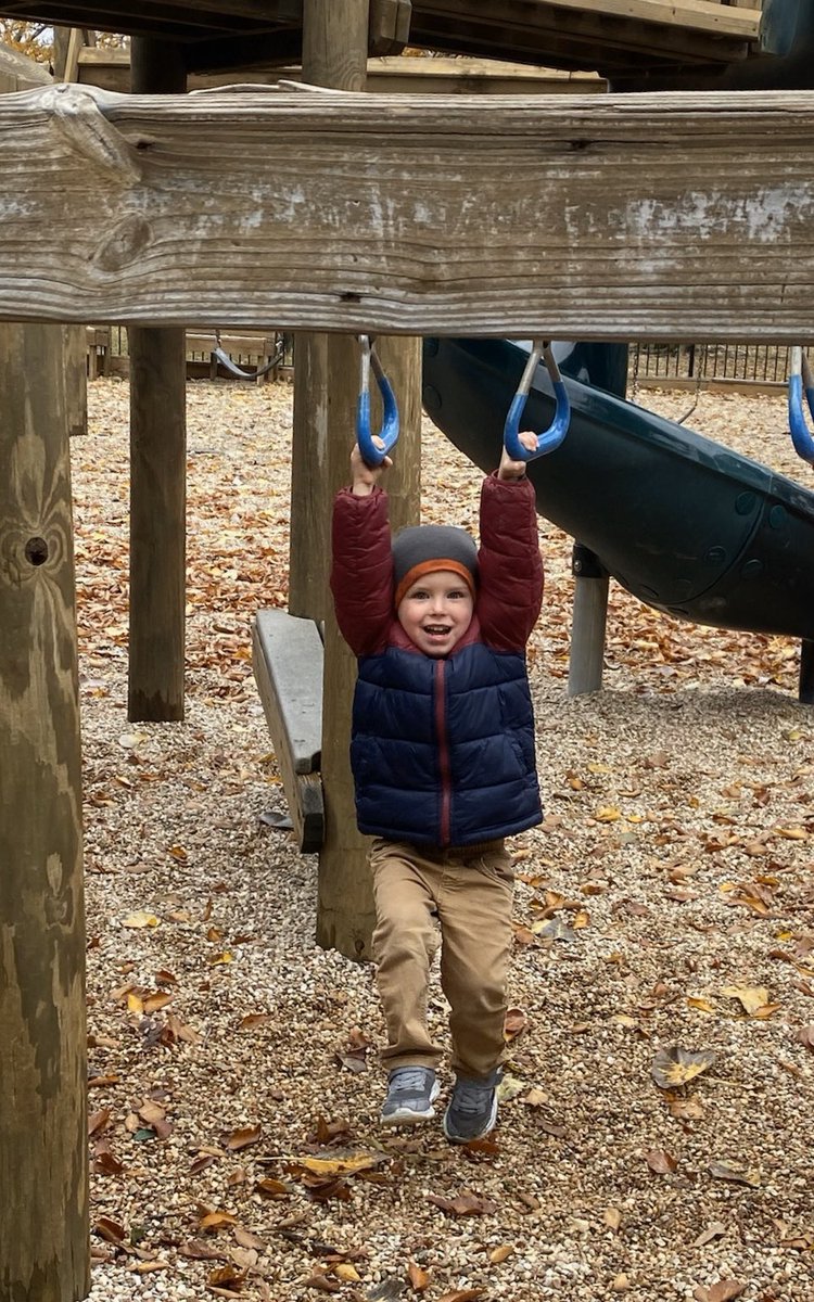 mrsthomaslisd's tweet photo. Perfect fall picture! Thank you @McAHighlander and All of Elliot’s teachers for providing him such amazing opportunities. https://t.co/Gy0Sn1fjCe