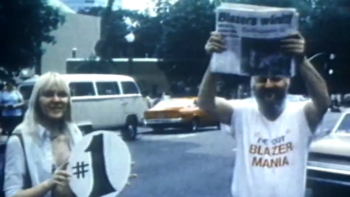 "'The turnout was just phenomenal. You couldnβt see the sidewalks, people were hanging off of light poles. ..It was just a sea of humanity'"
We drive the 1977 Championship Parade Route with Dave Twardzik in Episode 2 of "Return to Rip City" presented by @alaskaair.