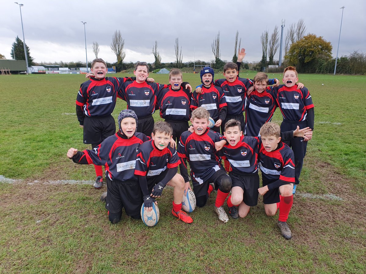Great stuff from the year 7 rugby boys in the county Sevens.
4 games, 2 wins, 1 draw and 11 tries  🏉👍