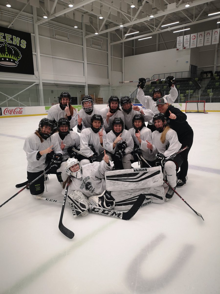 RDPQueensHockey's tweet photo. 7 am “Coffee Cup” results: Team White with the victory this morning.  With scoring prowess, solid defending, strong goaltending, despite questionable coaching. Team black on the hook for breakfast. https://t.co/8Pjk2Va8dE