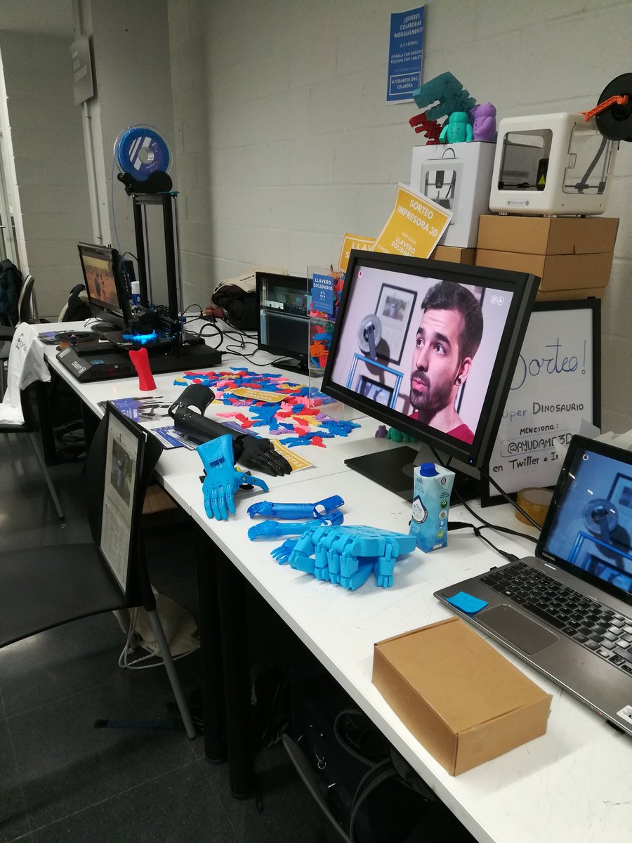 gprosemary's tweet photo. @ayudame3D #commitconf19 https://t.co/mSz9sj7JVw