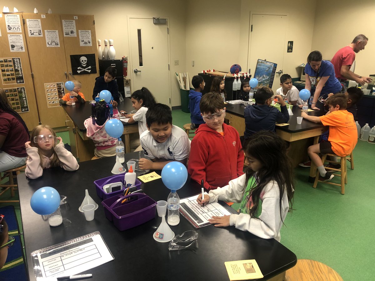 What a way to kick off our WES Turkey Trot! 🦃 Science Exploration w/ Mr. L! We learned about the science of balloons and hot air balloons! Science is the coolest! 🎈 #letsbloomwes #turkeytrot #steam #scienceexploration