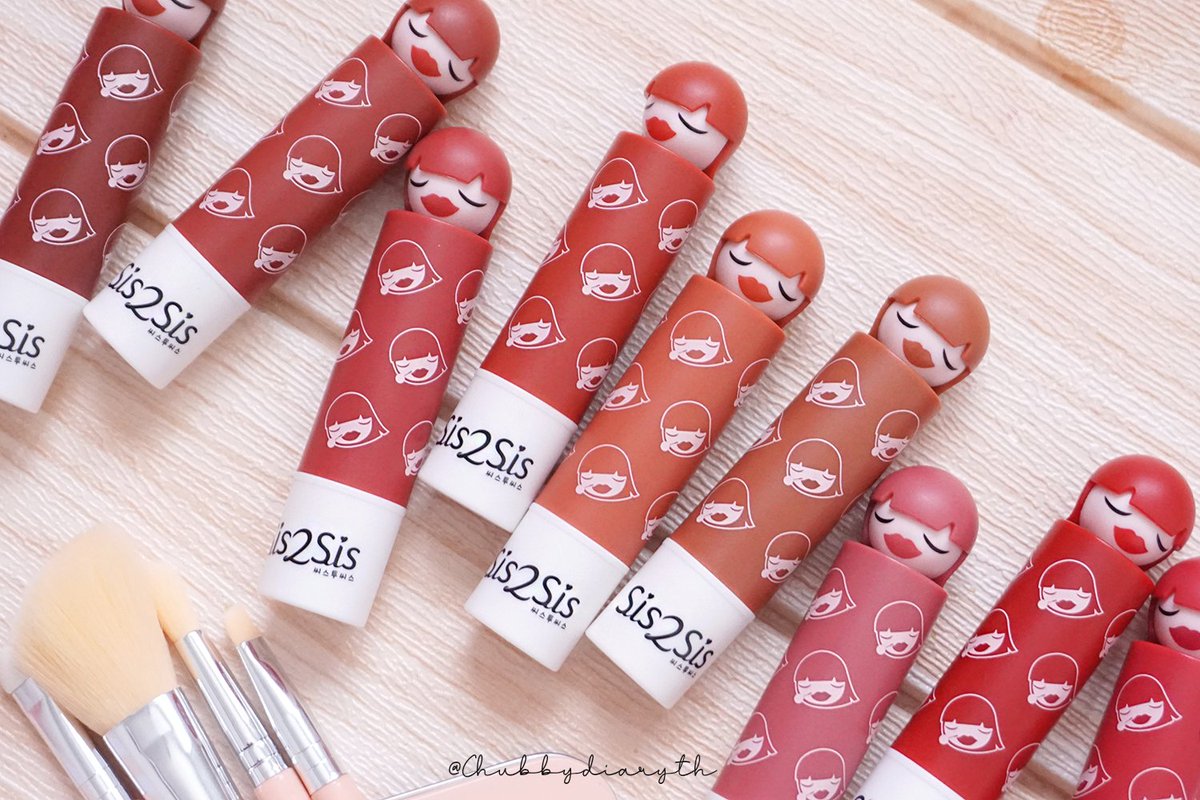 ChubbydiaryTH's tweet image. #แจกฟรีไม่รีได้ไง แจกลิป #Sis2Sis ให้ไปใช้คนเดียวทั้งเซ็ตเลย กติกาง่ายมากกกก 
1. รีโลด
2. ฟอลแอค @sis2sisthailand 
3. แคปหน้าจอแปะในเมนชั่นเลยจ้า

**สงวนสิทธิ์เฉพาะ ฟลว. น้า 
❤ประกาศรายชื่อ ผชด. วันที่ 3 ธ.ค. ดึก ๆ เน้อ 

ใครไม่อยากลุ้น ไปตำที่ @EVEANDBOY  ได้เลยยย

#แจก #แจกฟรี