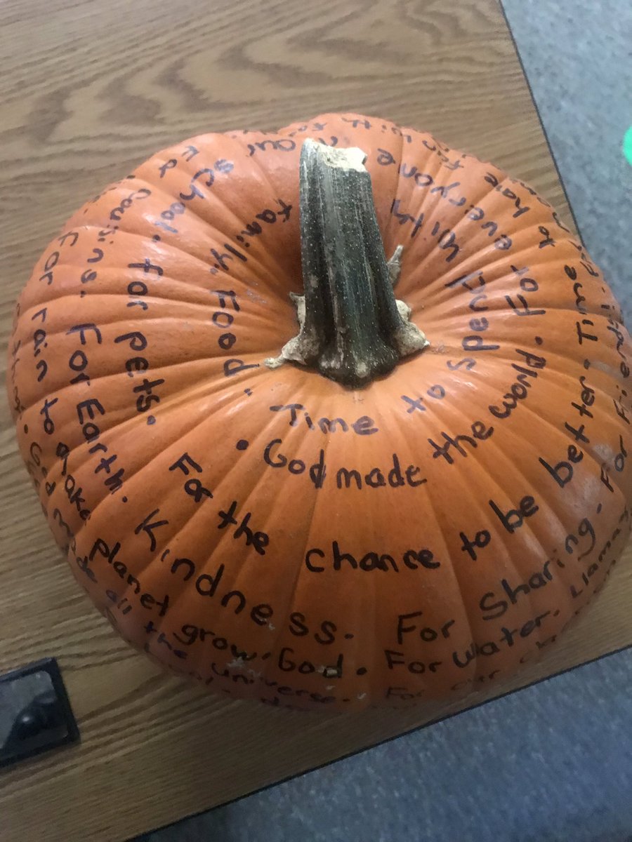 AmandaSugg's tweet photo. Finished up our gratitude pumpkin today. I think for 1st grade they did a great job of being thankful for meaningful things. 🧡@Independence_ES https://t.co/8qhvIUs4ZQ
