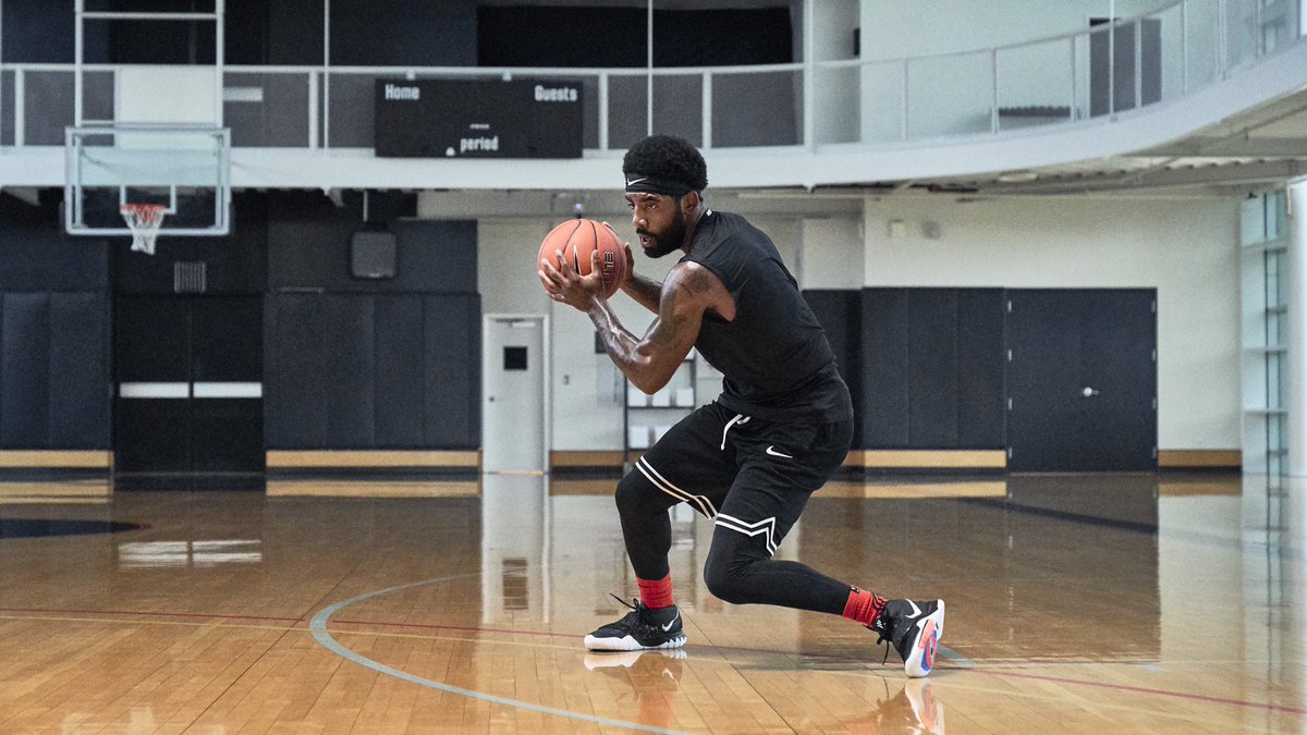 kyrie irving wearing kyrie 6