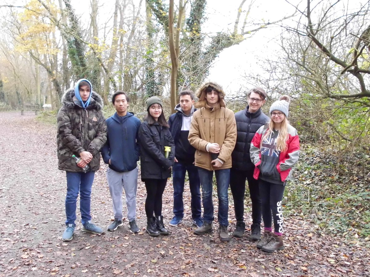 ChaseHumanities's tweet photo. Thank you to all @BosworthLCC and especially our amazing guide Eddie for a great A-level History trip. Everyone really enjoyed themselves and learned a lot as well, including how heavy armour is! #CGSHistory #CGSY12 #CGSY13 https://t.co/JXZprS5NLp