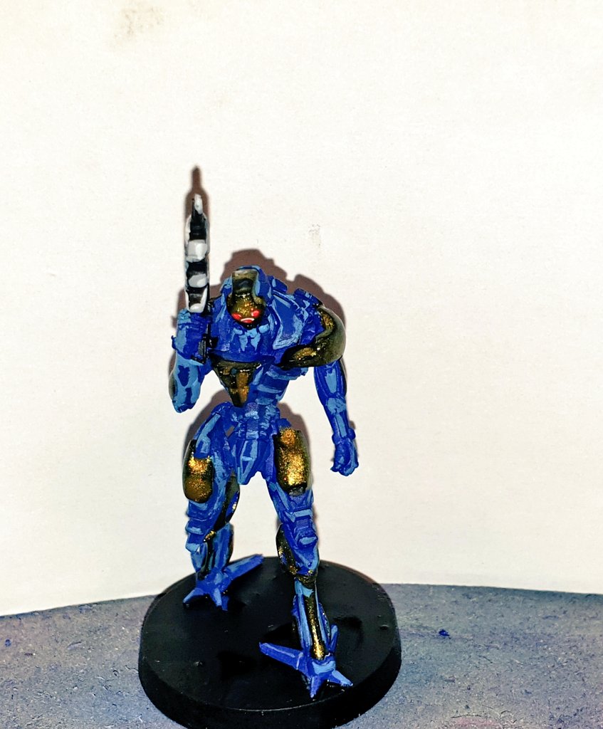 Haven't painted anything in ages. Life has been to busy. Tried out a new colourscheme for my Dakinis. What do you think? #Dakinitacbot #Aleph #Infinitythegame #lifeofawargamer