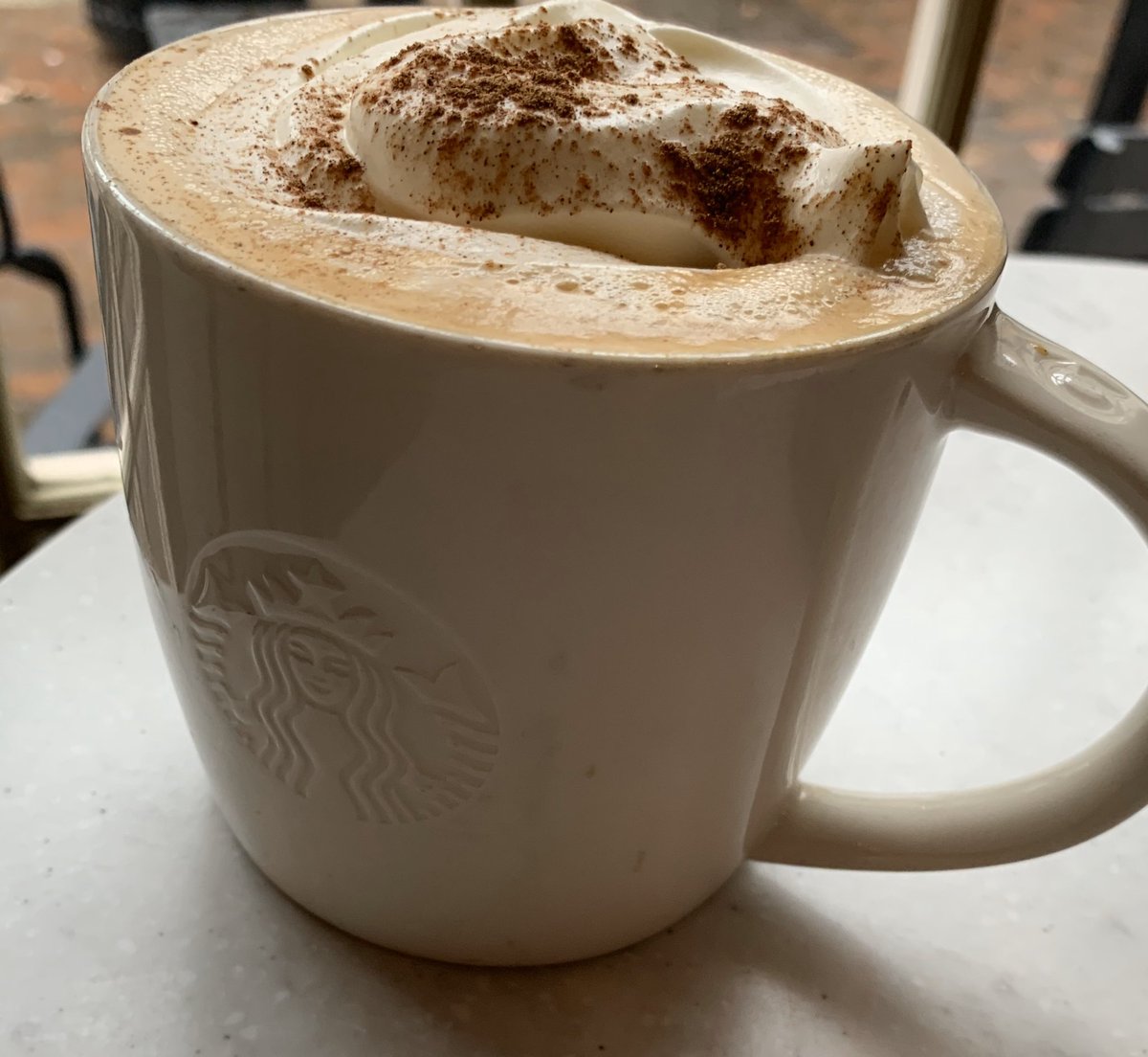 stacylsloan613's tweet photo. Love the “for here” mug @Starbucks #psl #starbucks #Sustainability #reduce #reuse #forheremug https://t.co/igKVrZuwPA