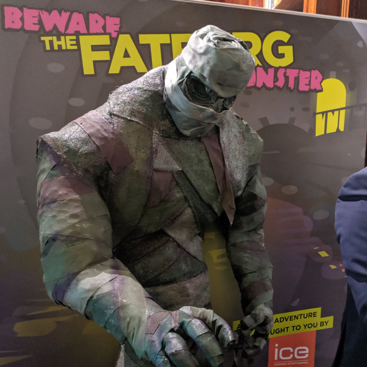 swiftcomplyuk's tweet photo. We are delighted to be sharing and learning from water influencers across the world on creating an efficient and sustainable environment for #TomorrowsWater. Where better to kick off discussions than at the home of the fatberg museum, the @ICE_engineers! #internationalreception https://t.co/4b5CfkgmvX
