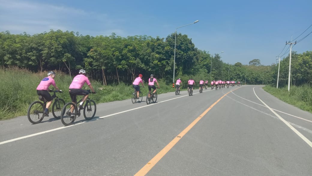Swiftlineuk's tweet photo. Challenge over and recovery from over 400KM from Angkor Wat to Bangkok going well, congrats to all the team involved. Thank you to everyone who
sponsored us, a record figure of £245,000.00 achieved to date for Cancer
Research. #CancerResearch https://t.co/Lmz5x2a9KG