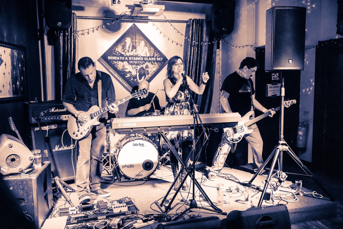 Here's a pic from last weekend's album launch gig, taken by <a href="/howierankin1/">Howard Rankin</a> :) x

derecho.band

#rockband #rockmusic #livemusic #rockalbum