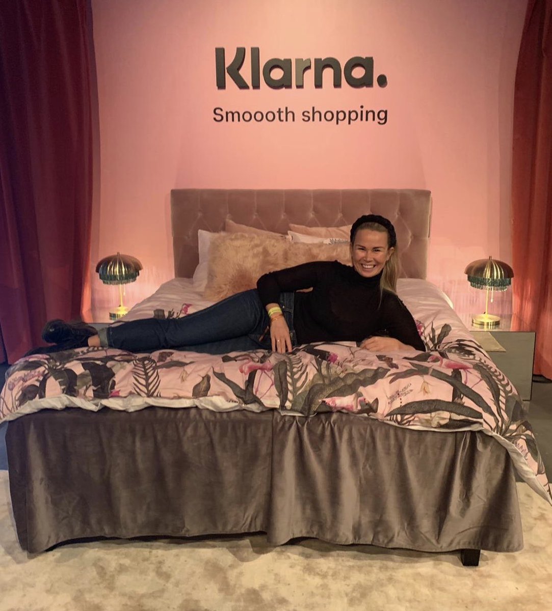 ikosenmaija's tweet photo. Kiitos #slush19 ja meidän ihanin asiakas @Klarna Ylpeydellä voin sanoa, että tehtiin tapahtuman ihanin osasto. Kiitos myös BEST @MKTGfi tiimi #getsmoooth #mktgfi https://t.co/Mv9ySjZBpL