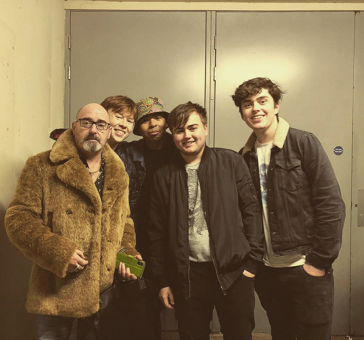 Nice to Meet <a href="/BoneheadsPage/">Paul Arthurs.</a> last Night x