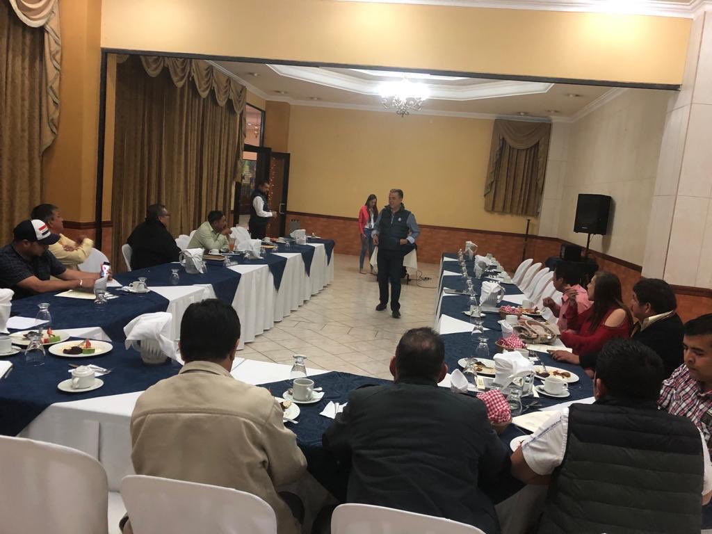 EdwinEscobarGT's tweet photo. Ya estoy en Huehuetenango muy motivado de iniciar mi gira como presidente de @ANAM_Guatemala este día visitare Huehuetenango y Totonicapán, abordando temas con autoridades municipales sobre transición en las comunas y poder local a través del municipalismo. #PoderLocalAnam #Anam https://t.co/WyeAvRkKL5