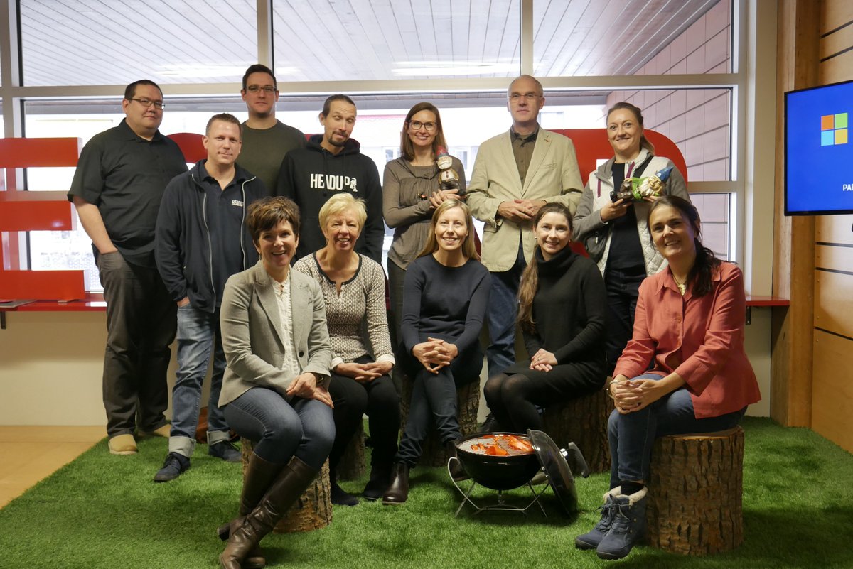 quebecintl's tweet photo. Pour conclure ce dernier mois bien rempli pour les acteurs du jeu vidéo de la région, nous avons accueilli hier des délégués et éditeurs internationaux à LE CAMP.🎮
➡️ Pour lire le compte-rendu de nos activités du mois de novembre : https://t.co/xvsQVPDJaf #QuebecEPIX https://t.co/Zbuxy23y7P