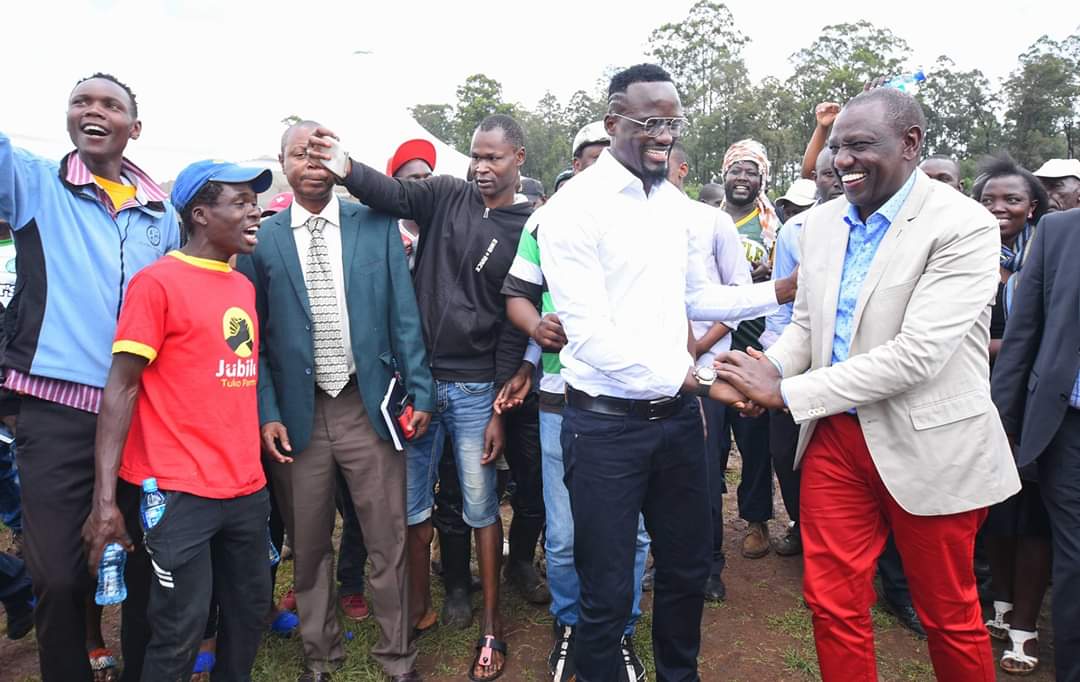 Bigdad001's tweet photo. What comes easy, won't always last;What will last,won't always come easy.

H.E Dr.@WilliamsRuto today during an appreciation ceremony for McDonald Mariga at Bomas of Kenya, Nairobi County.

#HustlerNation.
#BBIReport 
#PoliticsLive 
#TheseMPs 
#FridayThoughts 
#KFCBKiambuTalents https://t.co/DWLSa21JU5