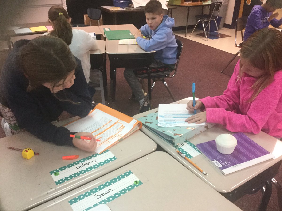 EAlberswerth's tweet photo. Inquiry about what are the big and small parts of a literary essay. @cikin520 very engaging....annotating, jotting in the margins, then comparing two lit essays... do they all go the same way? #prideFPS https://t.co/MmX6WRGrjV