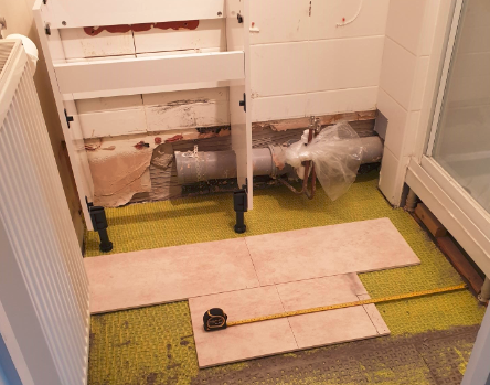 plumbinglocal's tweet photo. Prepping a floor and tiling for a customer in #Isleworth https://t.co/QisgLaTf7o