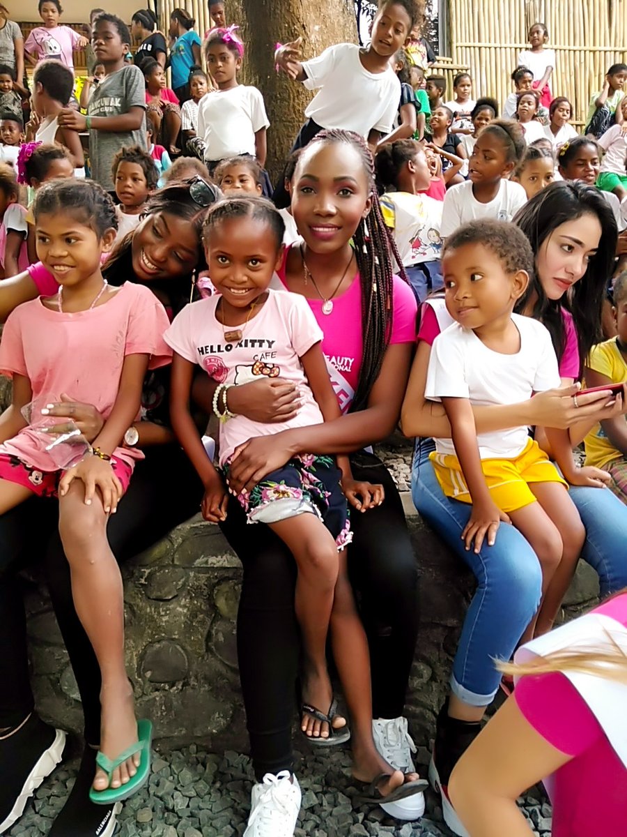 IdahKnowles's tweet photo. It was such a great experience to represent #Kenya & understand the life of the #AETAS,the indigenous people of the #Philippines.These Children need help,from getting #Education, #Medicare to #SustainableLivelihoods
#FaceofBeautyInternational2019
#GetToKnowTheStory
@FaceOf_Beauty https://t.co/MA1XxucIHx