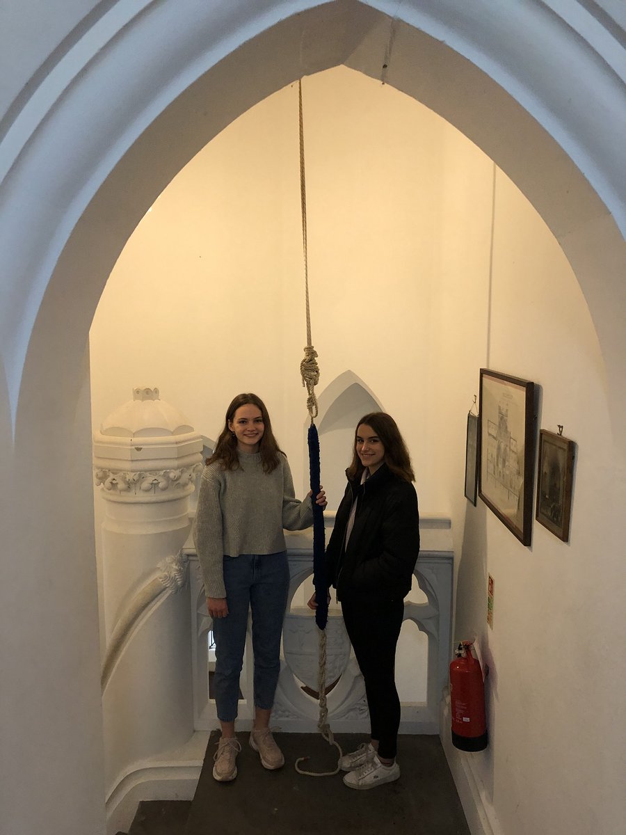 Clifton_College's tweet image. Did you hear our Chapel bell ringing at 2pm today? We were supporting the launch of the Extinction Bell at @BristolZoo today, which chimes to represent the species we are losing to extinction every single day. Find out more here: ow.ly/GyEw50xic59
